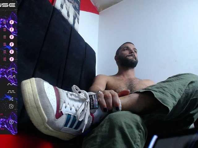 Live sex webcam photo for rollo-rodrigu #275700048