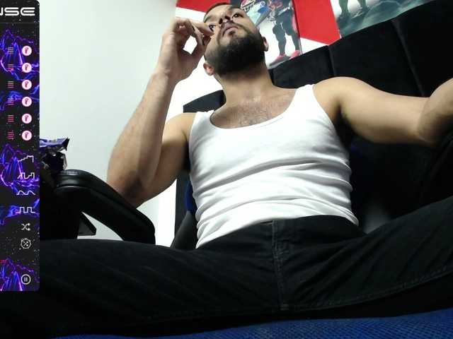 Live sex webcam photo for rollo-rodrigu #275794098