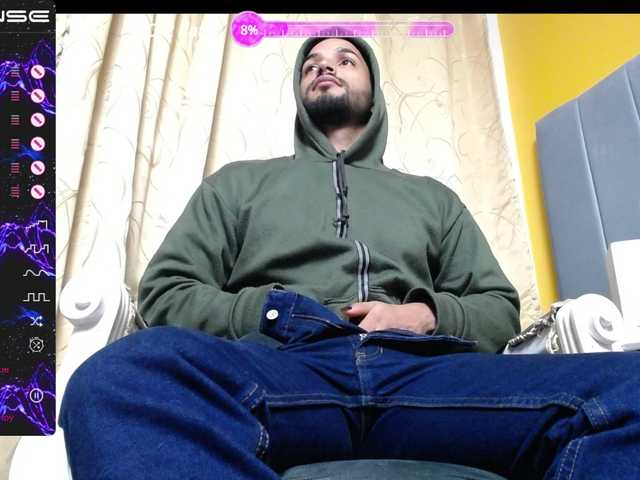 Live sex webcam photo for rollo-rodrigu #275955774