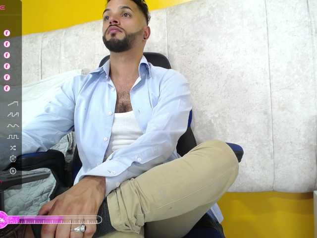 Live sex webcam photo for rollo-rodrigu #276805279