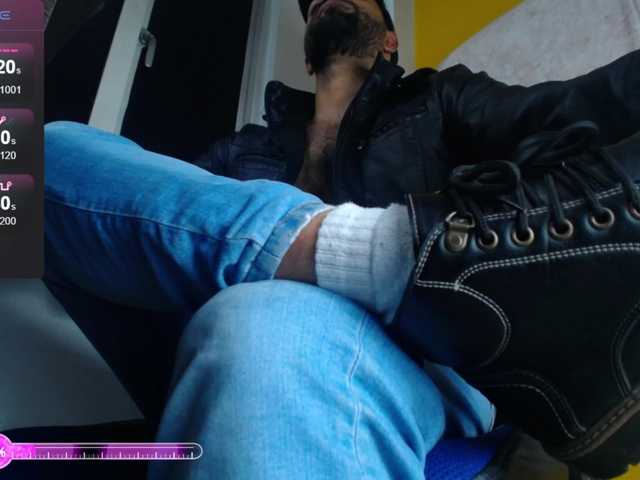 Live sex webcam photo for rollo-rodrigu #277624840