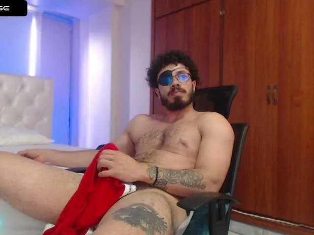 Live sex webcam photo for ronniefit #277012213
