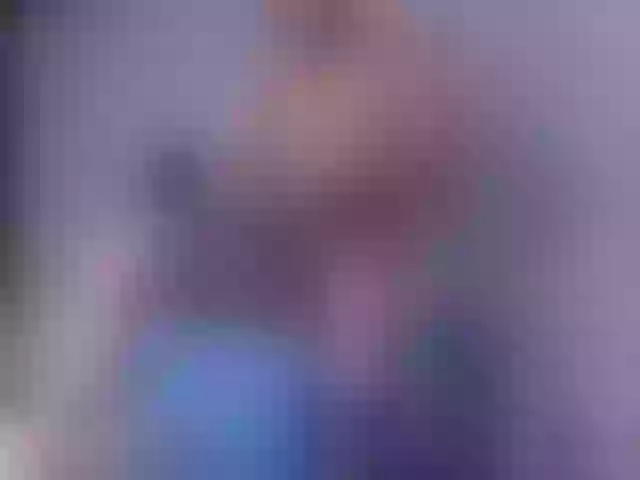Live sex webcam photo for ronniefit #290325660