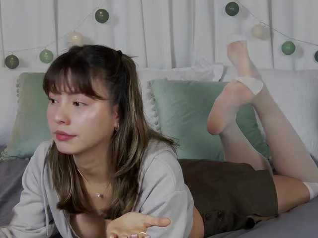 Live sex webcam photo for ronnielotch #293277935
