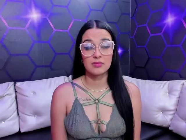 Live sex webcam photo for room-kitty #291890252