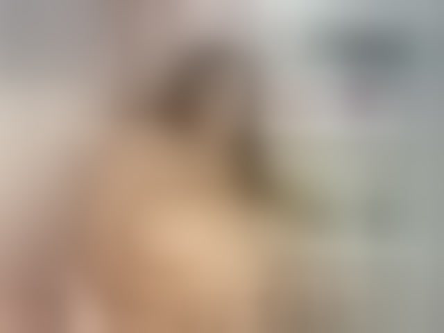 Live sex webcam photo for roosalysmitth #294175702