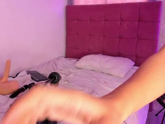 Live sex webcam photo for rosariio1 #290637191