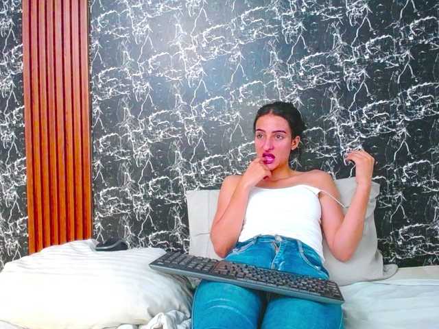 Live sex webcam photo for rose--cute #277922699