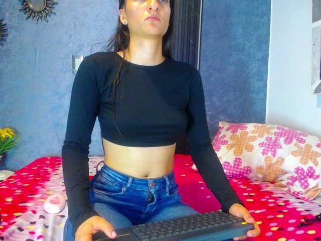 Live sex webcam photo for rose--cute #278213357