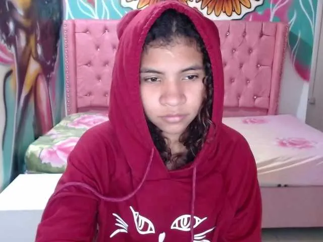 Live sex webcam photo for rose-rouse #272007603