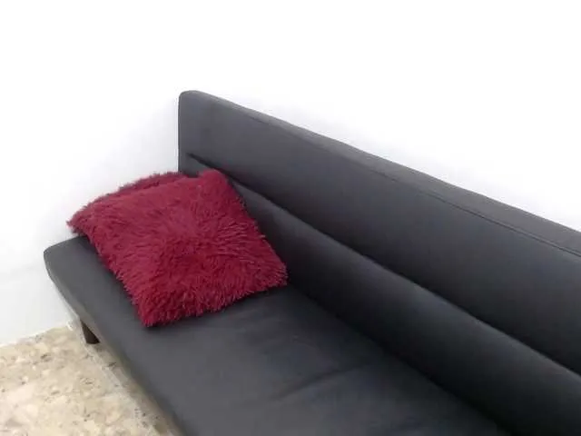 Live sex webcam photo for rose-rouse #275479518