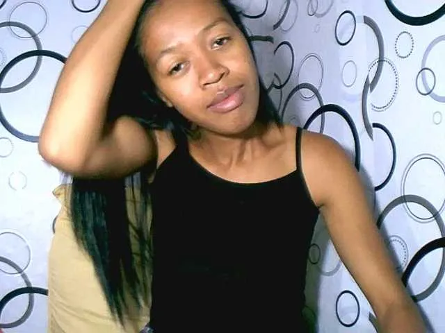 Live sex webcam photo for rose27 #290915941