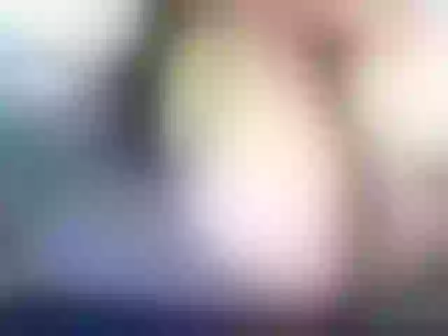 Live sex webcam photo for rose27 #290925561