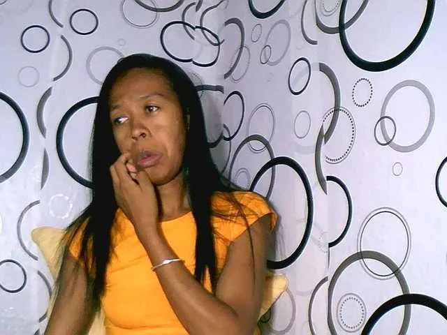 Live sex webcam photo for rose27 #290926206