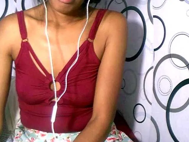 Live sex webcam photo for rose27 #291219138