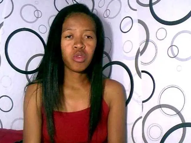 Live sex webcam photo for rose27 #291279850