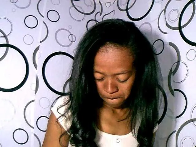 Live sex webcam photo for rose27 #291419287