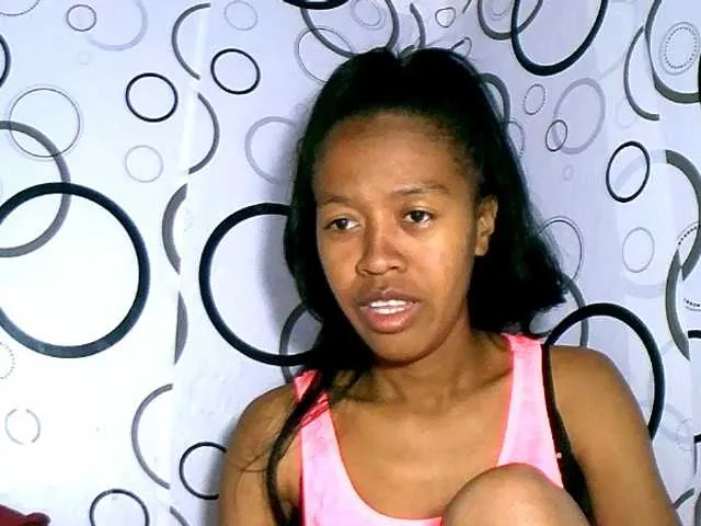 Live sex webcam photo for rose27 #291473021