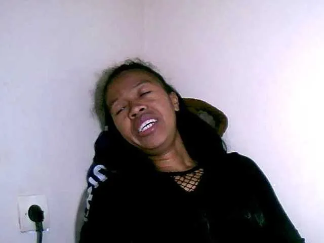 Live sex webcam photo for rose27 #291582417