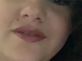 Live sex webcam photo for rose8flower #287899921