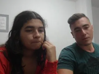Live sex webcam photo for roseandjack #156501375