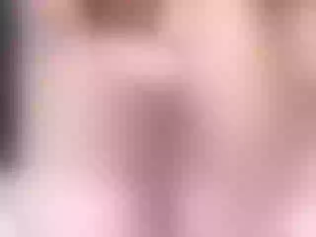Live sex webcam photo for roseandjack #271777908