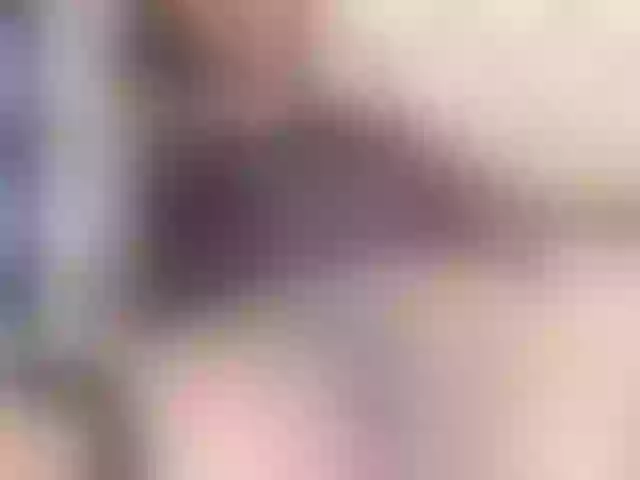 Live sex webcam photo for roseandjack #271982972