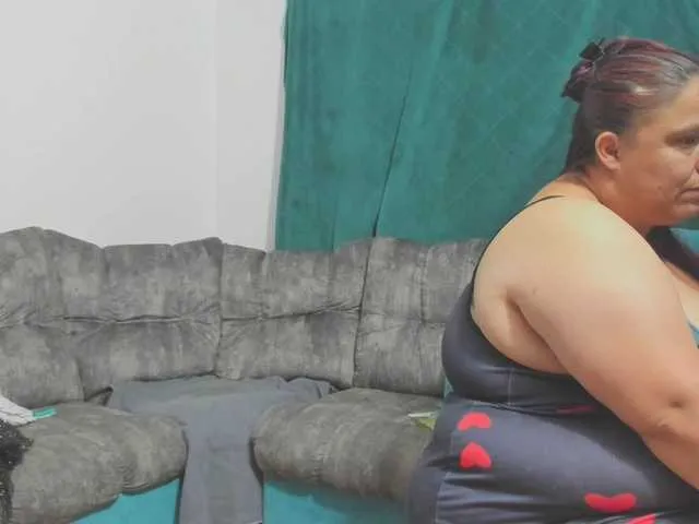 Live sex webcam photo for rosebbw69 #291100902