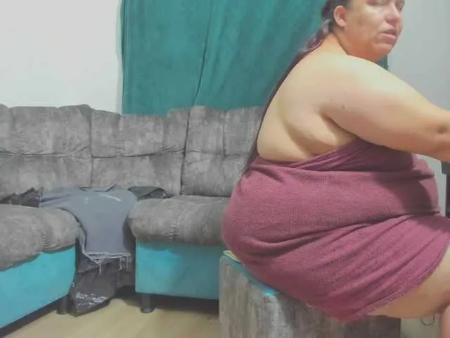 Live sex webcam photo for rosebbw69 #291228303