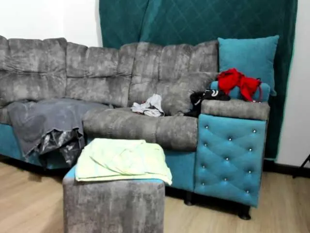 Live sex webcam photo for rosebbw69 #291257126