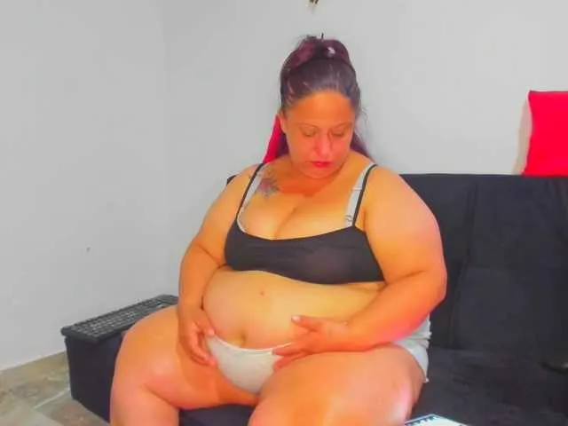 Live sex webcam photo for rosebbw69 #292664432