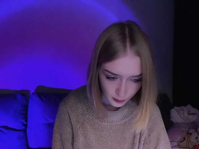 Live sex webcam photo for rosemary-room #272164122