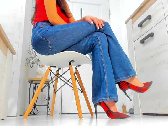 Live sex webcam photo for roses-dream #277164855