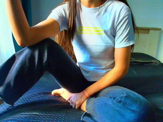 Live sex webcam photo for roses-dream #277694902