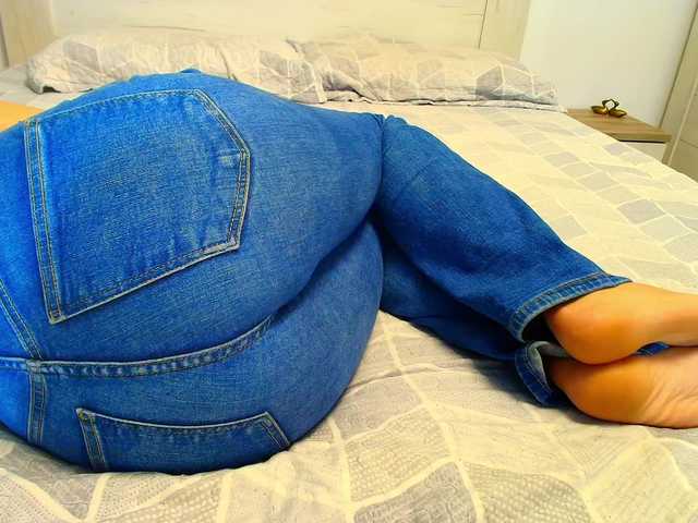 Live sex webcam photo for roses-dream #277792071