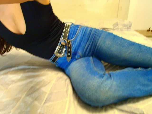 Live sex webcam photo for roses-dream #277812965