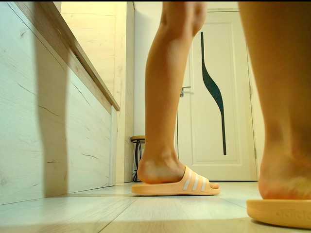 Live sex webcam photo for roses-dream #278117134