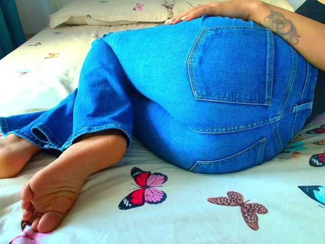 Live sex webcam photo for roses-dream #278192808