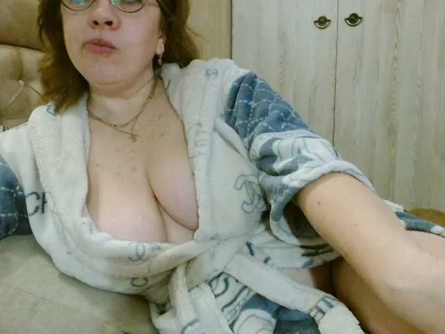 Live sex webcam photo for rosewind8 #277354573