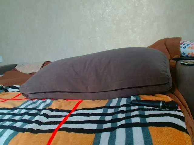 Live sex webcam photo for rosewind8 #292087308