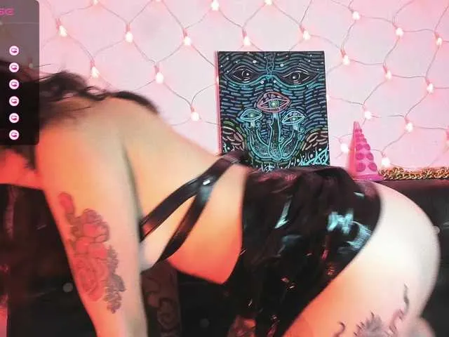 Live sex webcam photo for roshhell #276214753