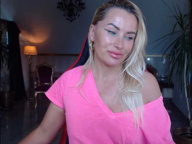 Live sex webcam photo for rossalinda #290012195