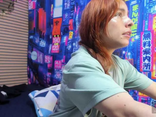 Live sex webcam photo for rosse2504 #290394789