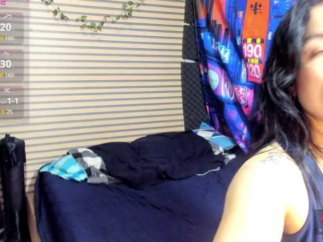 Live sex webcam photo for rosse2504 #290841489
