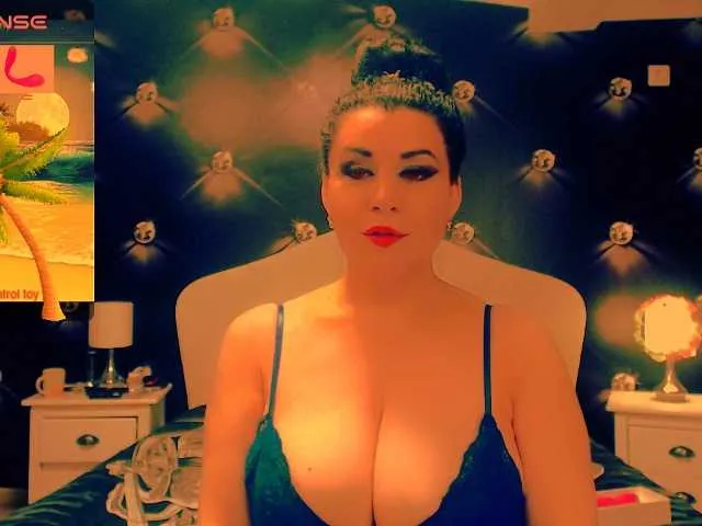Live sex webcam photo for rosse48 #276165666