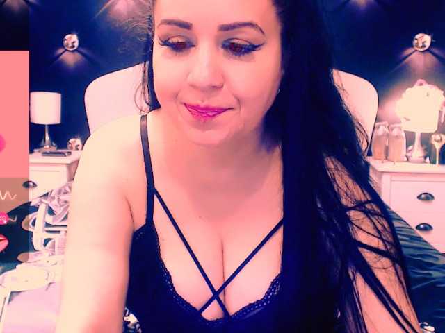 Live sex webcam photo for rosse48 #276861237