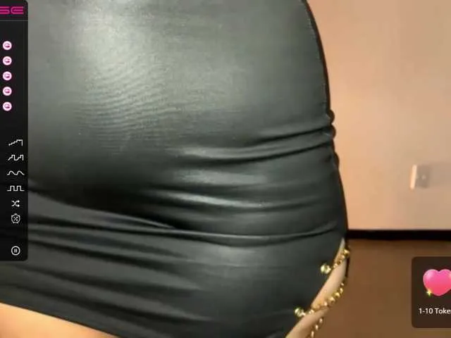 Live sex webcam photo for rostermoel #275996037