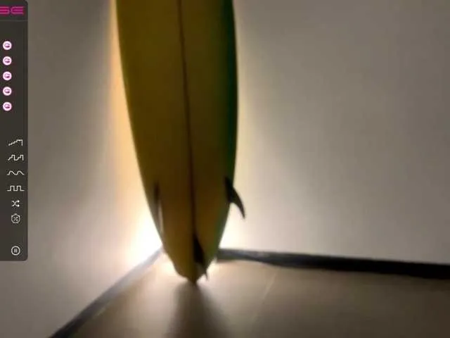 Live sex webcam photo for rostermoel #276043616