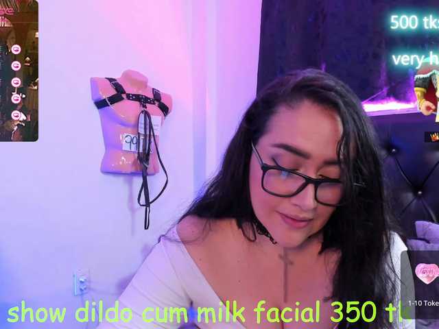 Live sex webcam photo for rouse-smitt #276722719