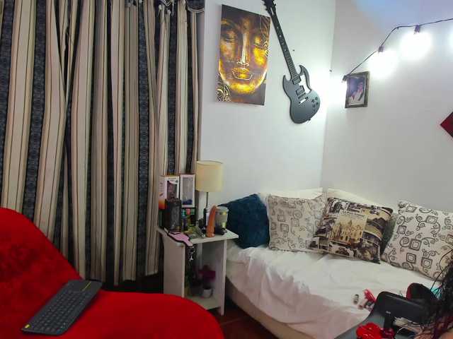 Live sex webcam photo for rouse-smitt #277435589